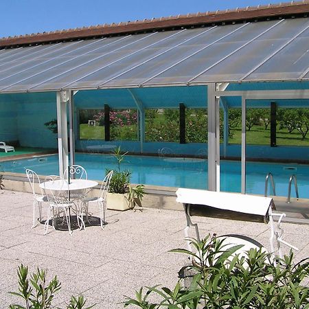 Logis Hotel Relais Paris Bale - Restaurant La Mangeoire Montieramey Exterior foto